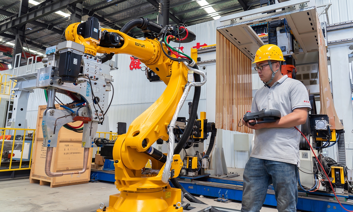 China releases list of top 500 manufacturing firms for 2025